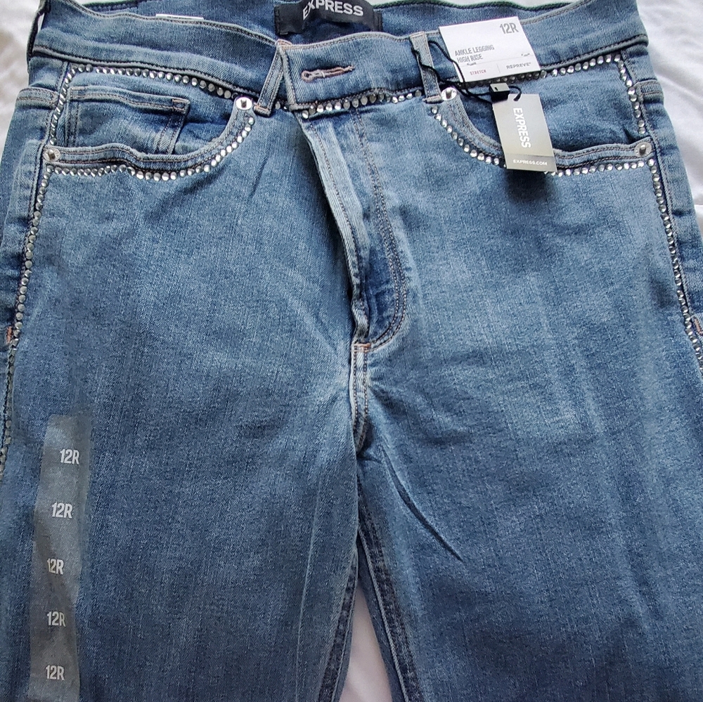 Jeans - Picture 3 of 3